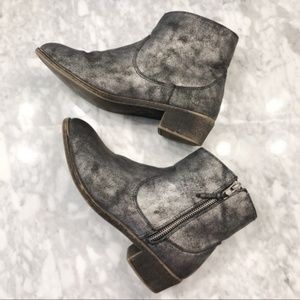 Route 66 Grey Distressed Booties - size 7